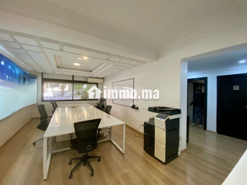Plateau de bureau 136 m² Boulevard Biranzarane - Location Immobilier - Casablanca - photo 1