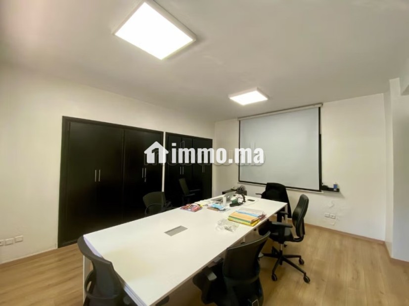Plateau de bureau 136 m² Boulevard Biranzarane - Location Immobilier - Casablanca - photo 5