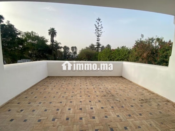 villa-professionnelle-1723m2-bd-franklin-roosvelt-big-16