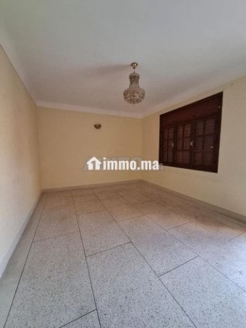 location-spacieuse-etage-de-villa-3-ch-big-10