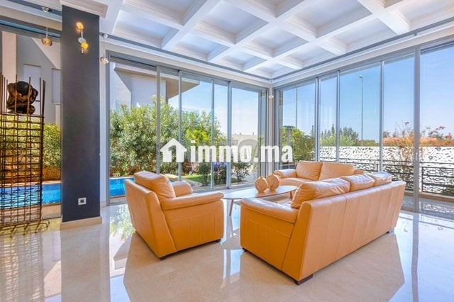 villa-moderne-a-marrakech-big-11