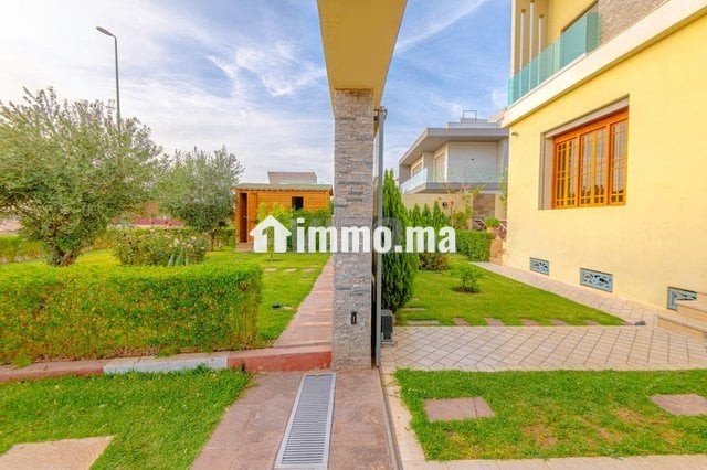 villa-moderne-a-marrakech-big-12