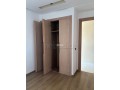 location-studio-58m2-vide-les-hopitaux-small-7
