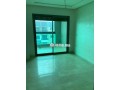 avec-3-chambres-appartement-vide-a-roche-noire135m-small-5