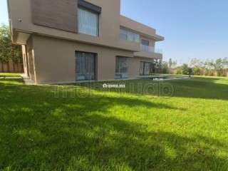 Des villas de luxes de 600 à 900 m 2 dans une résidence fermée - Villa à vendre - Marrakech