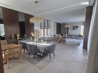 Des villas de luxes de 600 à 900 m 2 dans une résidence fermée - Villa à vendre - Marrakech