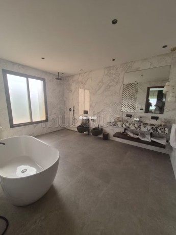 des-villas-de-luxes-de-600-a-900-m-2-dans-une-residence-fermee-big-6