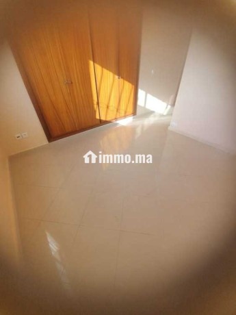 appartement-residence-est-surveillee-77-et-2424-big-4