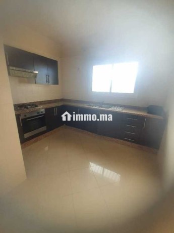 appartement-residence-est-surveillee-77-et-2424-big-7