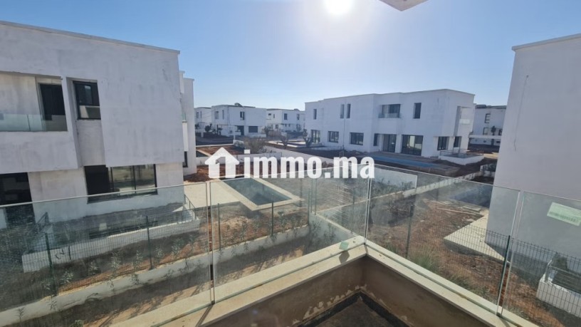 villa-neuve-residence-fermee-big-3