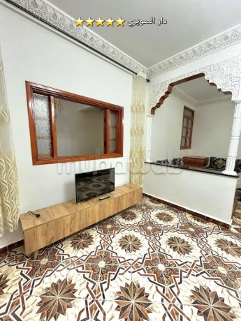 location-dun-appartement-a-argana-2-chambres-agreables-porte-blindee-antenne-parabolique-big-4