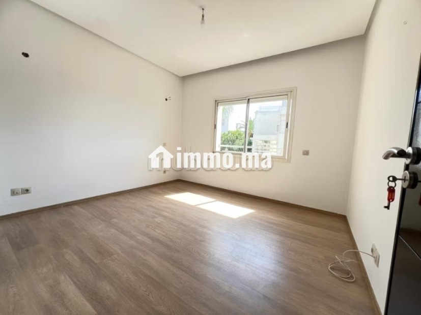 Á louer splendide appartement 3ch vide Ain diab - Location Immobilier - Casablanca - photo 8