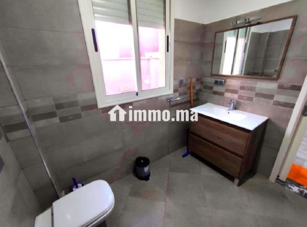 appartement-de-vacances-a-louer-en-centre-ville-2-belles-chambres-terrasse-et-jardin-big-4