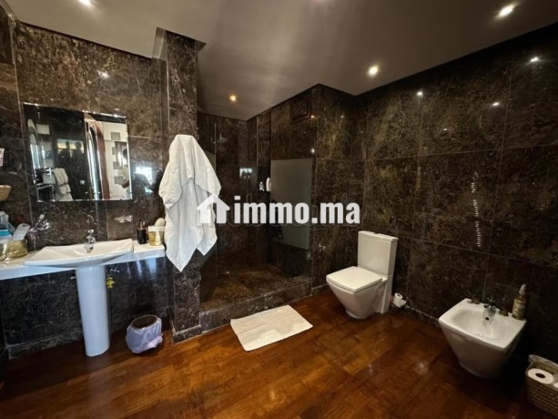 appartement-luxe-204m2-vue-mer-centre-tanger-big-3