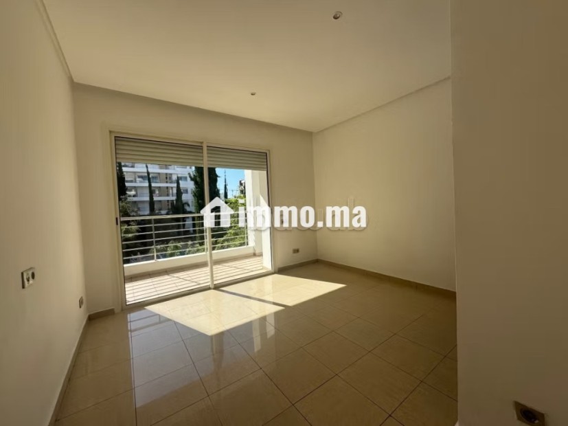 Location d'un appartement à Riyad. Superficie 170 m². Piscine, climatisation - Location Immobilier - Rabat - photo 1