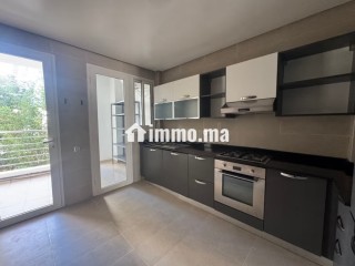 Location d'un appartement à Riyad. Superficie 170 m². Piscine, climatisation - Appartement à louer - Rabat