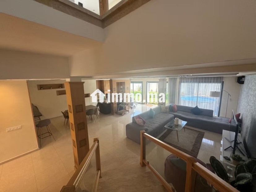 Maison de luxe à louer à Harhoura. 3 belles chambres. Bien meublé - Location Immobilier - Autre - photo 3