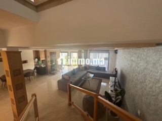 Maison de luxe à louer à Harhoura. 3 belles chambres. Bien meublé - Villa à louer - Autre