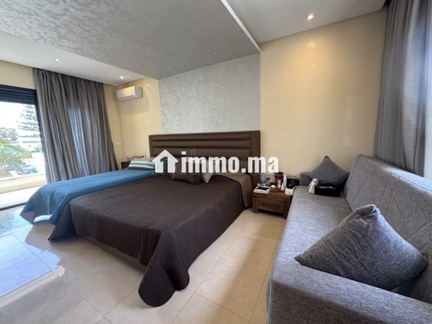maison-de-luxe-a-louer-a-harhoura-3-belles-chambres-bien-meuble-big-11