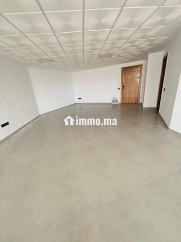 Plateau bureau à louer vide Proch ONCF \ Parc - Location Immobilier - Mohammedia - photo 2