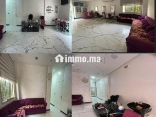 156m2-local-commercial-au-rez-de-chaussee-a-vendre
