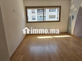 Bel appartement Vide à louer à Valfeuri - Appartement à louer - Casablanca