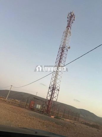 hmz-ktaa-ardy-llbyaa-ttl-aal-albhr-arksys-big-1