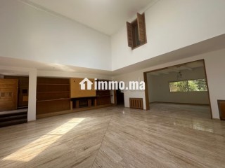 Magnifique villa à louer oasis vide - Villa à louer - Casablanca