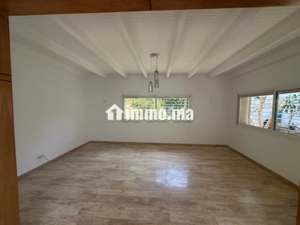 magnifique-villa-a-louer-oasis-vide-big-9