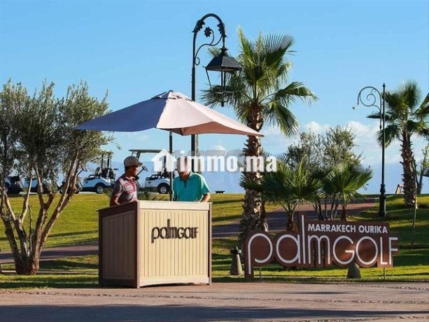villa-de-luxe-meublee-dans-un-resort-golfique-big-0