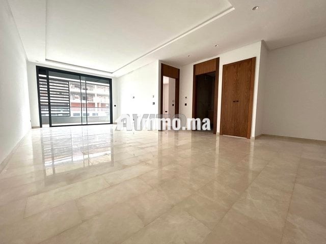 Grand studio CFC - Location Immobilier - Casablanca - photo 2