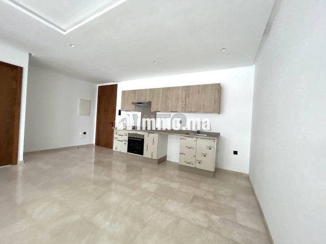 Grand studio CFC - Location Immobilier - Casablanca - photo 4