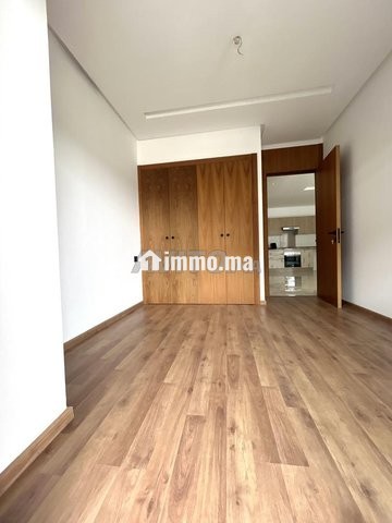 Grand studio CFC - Location Immobilier - Casablanca - photo 8