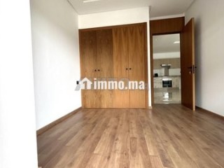 Grand studio CFC - Appartement à louer - Casablanca