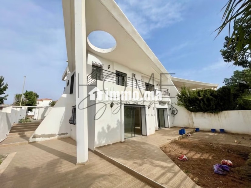 Superbe Villa moderne à Illigh avec 4 ch et jardin - Location Immobilier - Agadir - photo 1