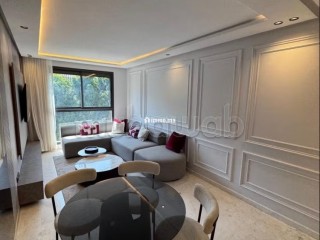 Studio en vente à Anfa. Surface totale 42 m². Service de concierge, cheminée - Appartement à vendre - Casablanca