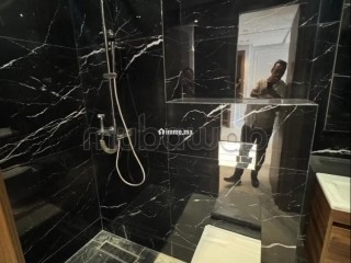 Studio en vente à Anfa. Surface totale 42 m². Service de concierge, cheminée - Appartement à vendre - Casablanca