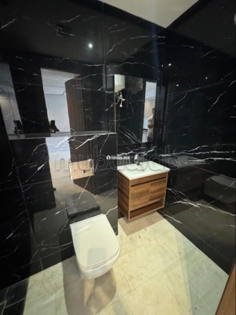 studio-en-vente-a-anfa-surface-totale-42-m2-service-de-concierge-cheminee-big-3