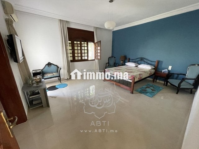 Villa d'angle jumelée sur 380m² à Californie - Vente Immobilier - Casablanca - photo 6