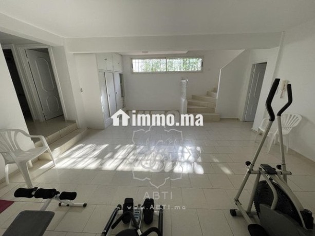 villa-dangle-jumelee-sur-380m2-a-californie-big-11
