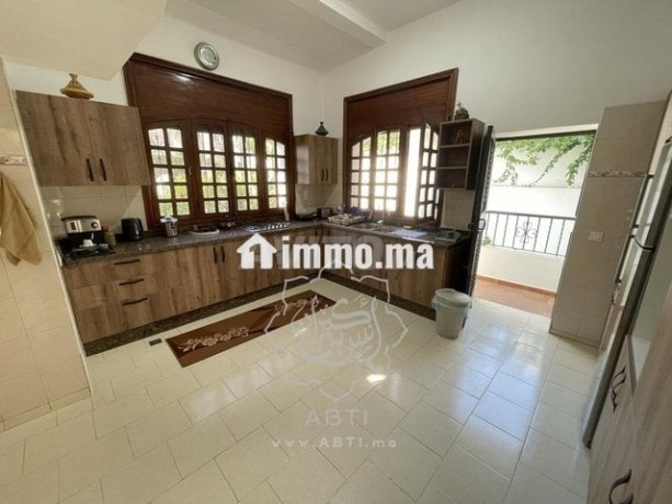 villa-dangle-jumelee-sur-380m2-a-californie-big-4