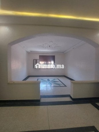location-spacieuse-etage-de-villa-3-ch-big-0