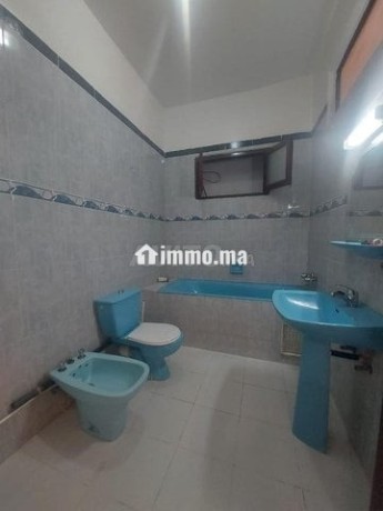 location-spacieuse-etage-de-villa-3-ch-big-4