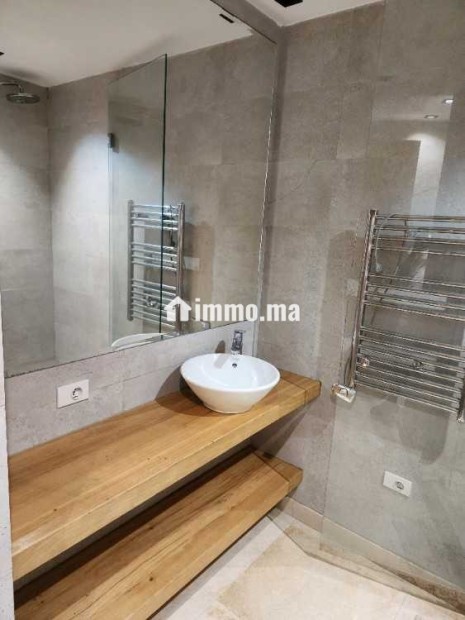 Studio meublé haut standing racine à louer - Location Immobilier - Casablanca - photo 6
