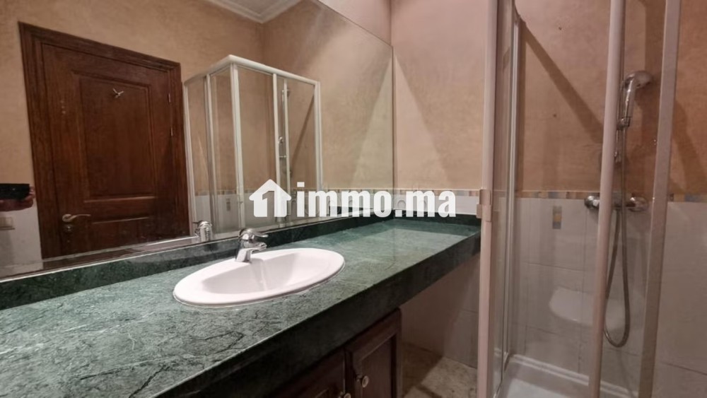 Appartement à louer à Racine. 3 chambres agréables. Bien meublé - Location Immobilier - Casablanca - photo 7