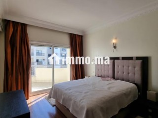 Appartement à louer à Racine. 3 chambres agréables. Bien meublé - Appartement à louer - Casablanca