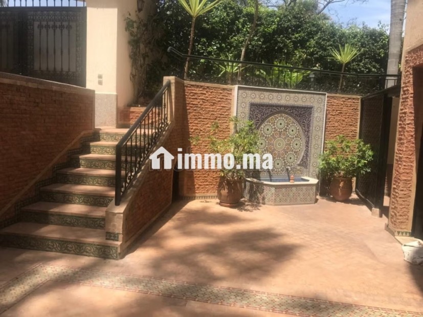 Superbe villa 3 façades de 430 m² au sol à Casablanca, orientation sud ouest - Location Immobilier - Casablanca - photo 2