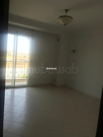 superbe-villa-3-facades-de-430-m2-au-sol-a-casablanca-orientation-sud-ouest-big-17
