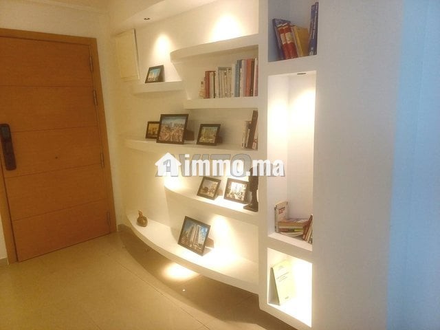STUDIO HS MEUBLE 75M² AVEC TERRASSE CENTRE-VILLE - Location Immobilier - Casablanca - photo 4