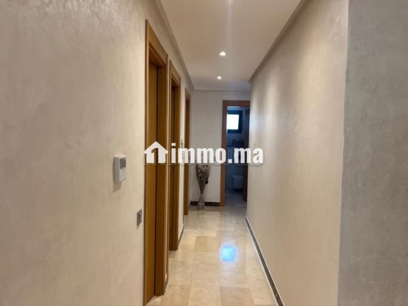 Un bel appartement avec une vue mer et une vue piscine - Location Immobilier - Mohammedia - photo 8